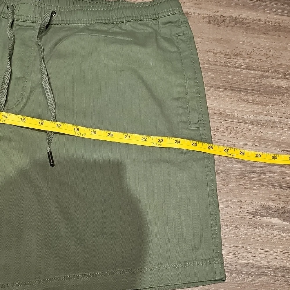 GAP Green Athletic Shorts with Elastic Waistband